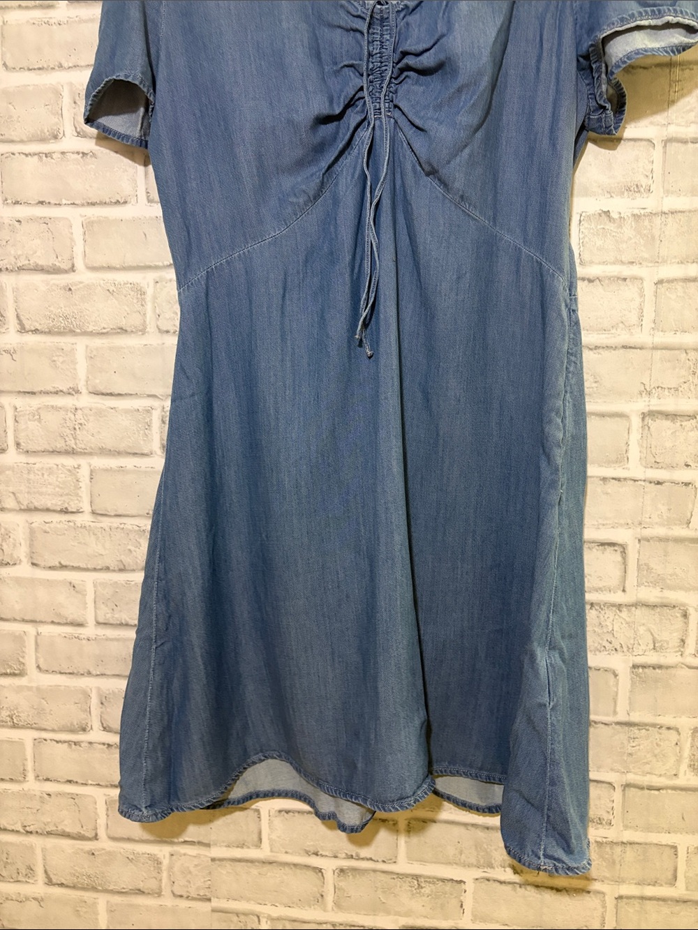 Levi's Light Blue Denim Drawstring Dress, size large - Picture 4 of 10